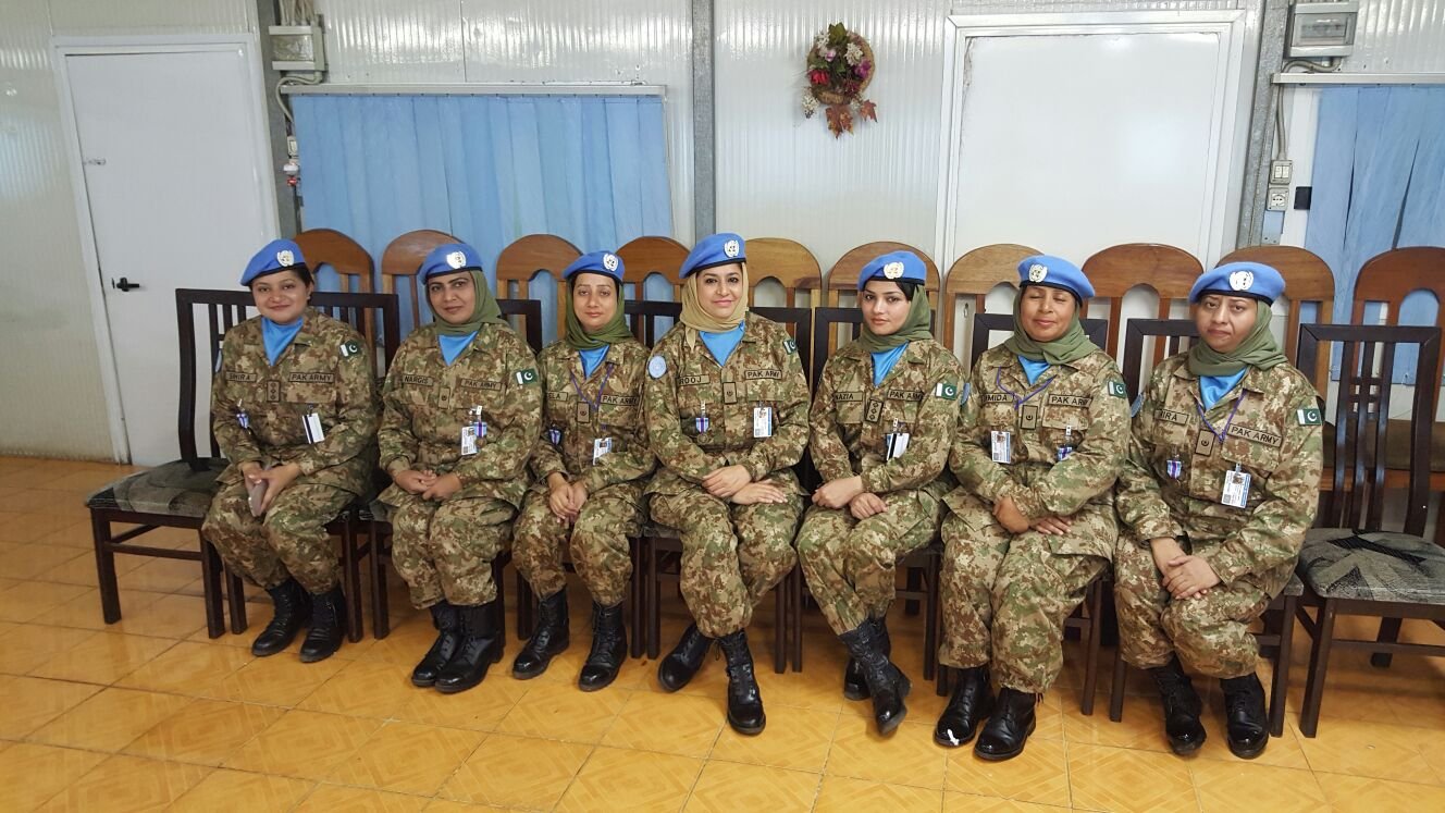 Dr. Urooj Hina alongside Pakistan Army medical officers during her tenure as Major, highlighting her international medical service and commitment to women’s health.